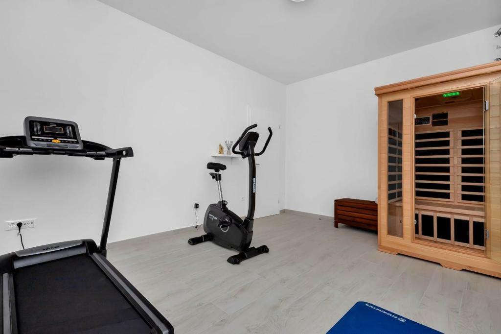 Apartments Morpheus Makarska Eksteriør billede